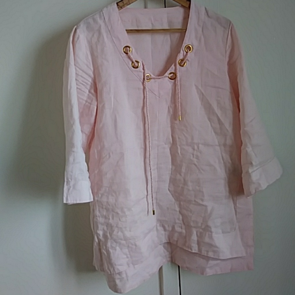 Linen top 3/4 sleeve length. Like new!