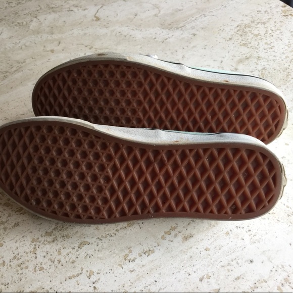 Vans - Picture 3 of 3