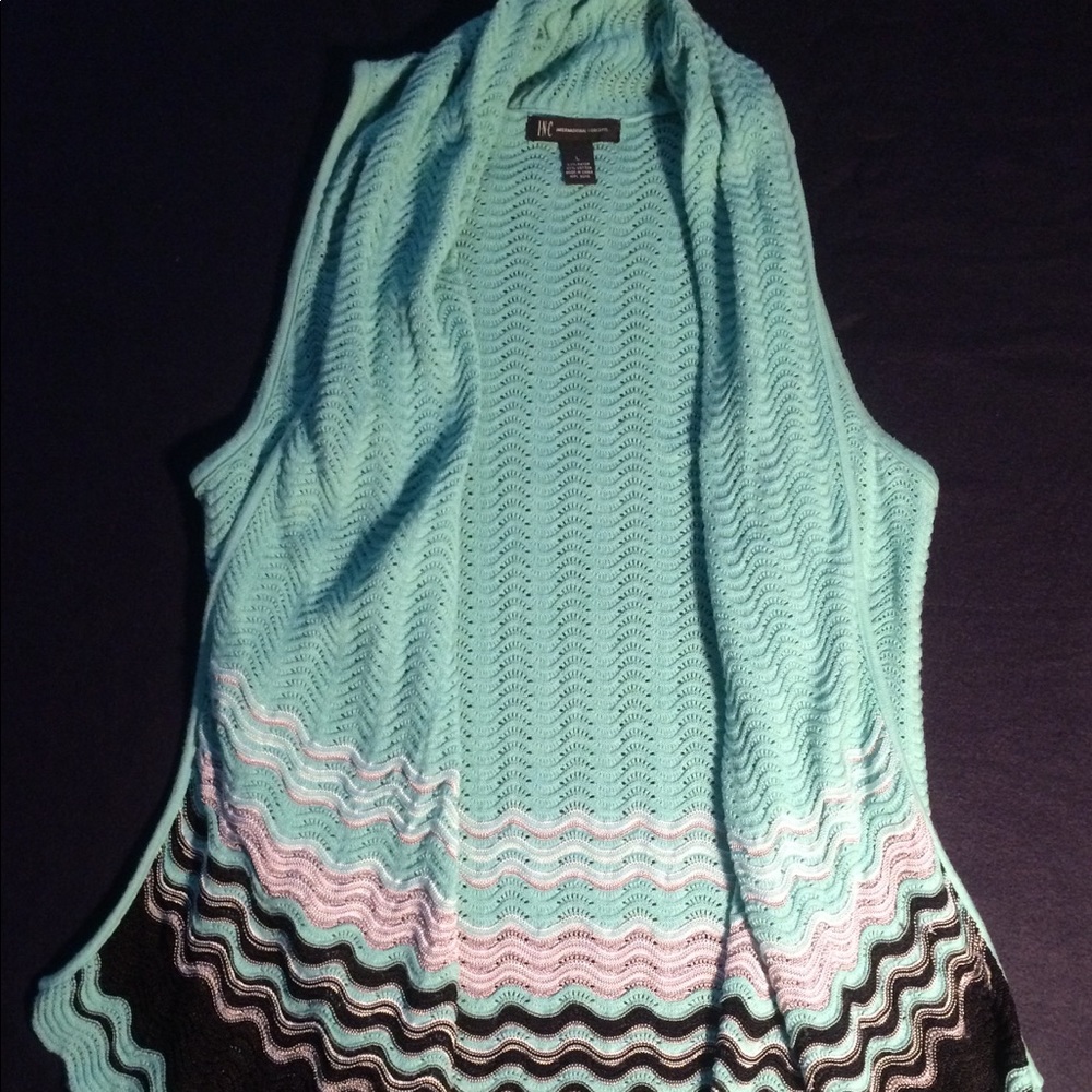 Sharp vest/over piece. Like new, perfect condition