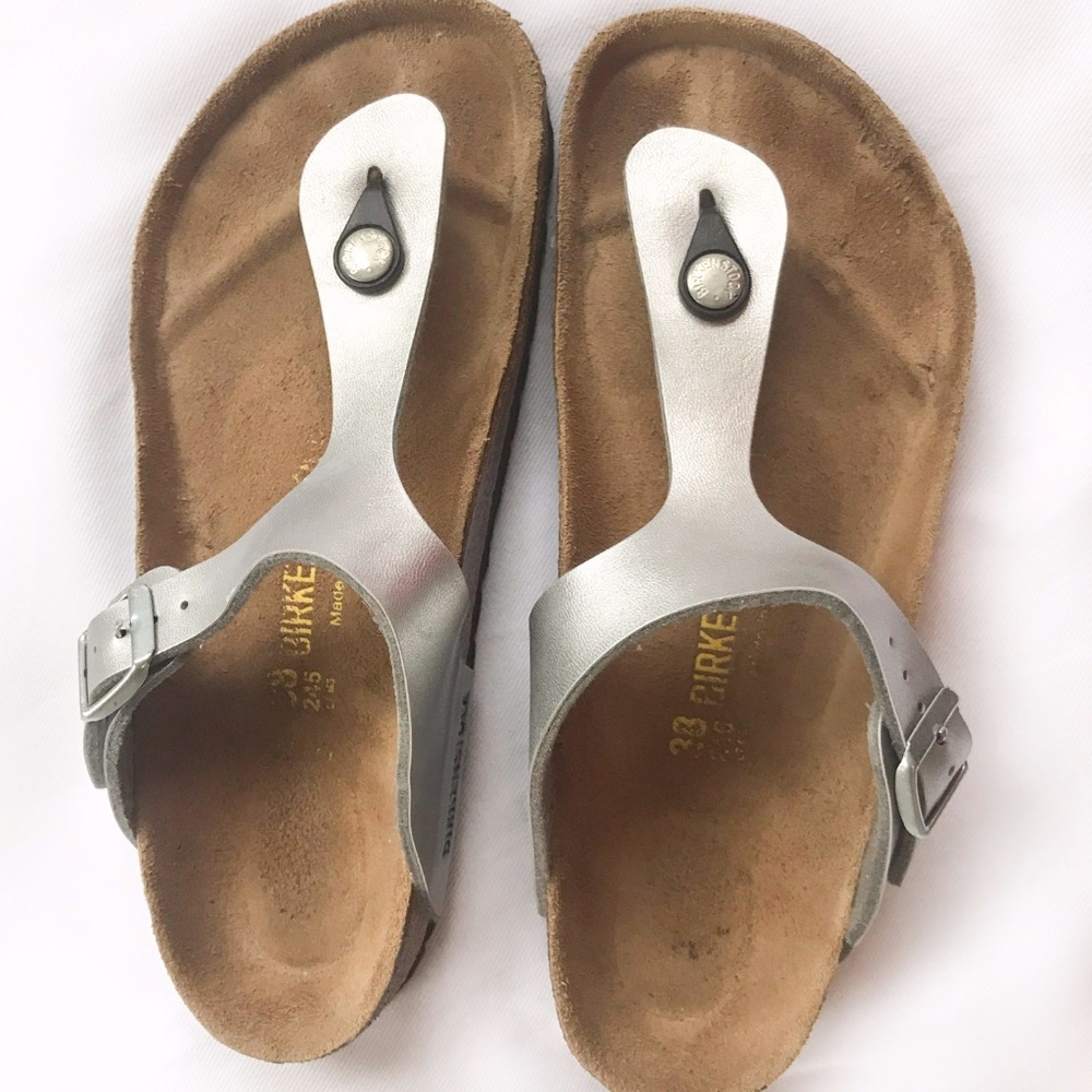 Silver Leather Birkenstock Gizeh - Size 38