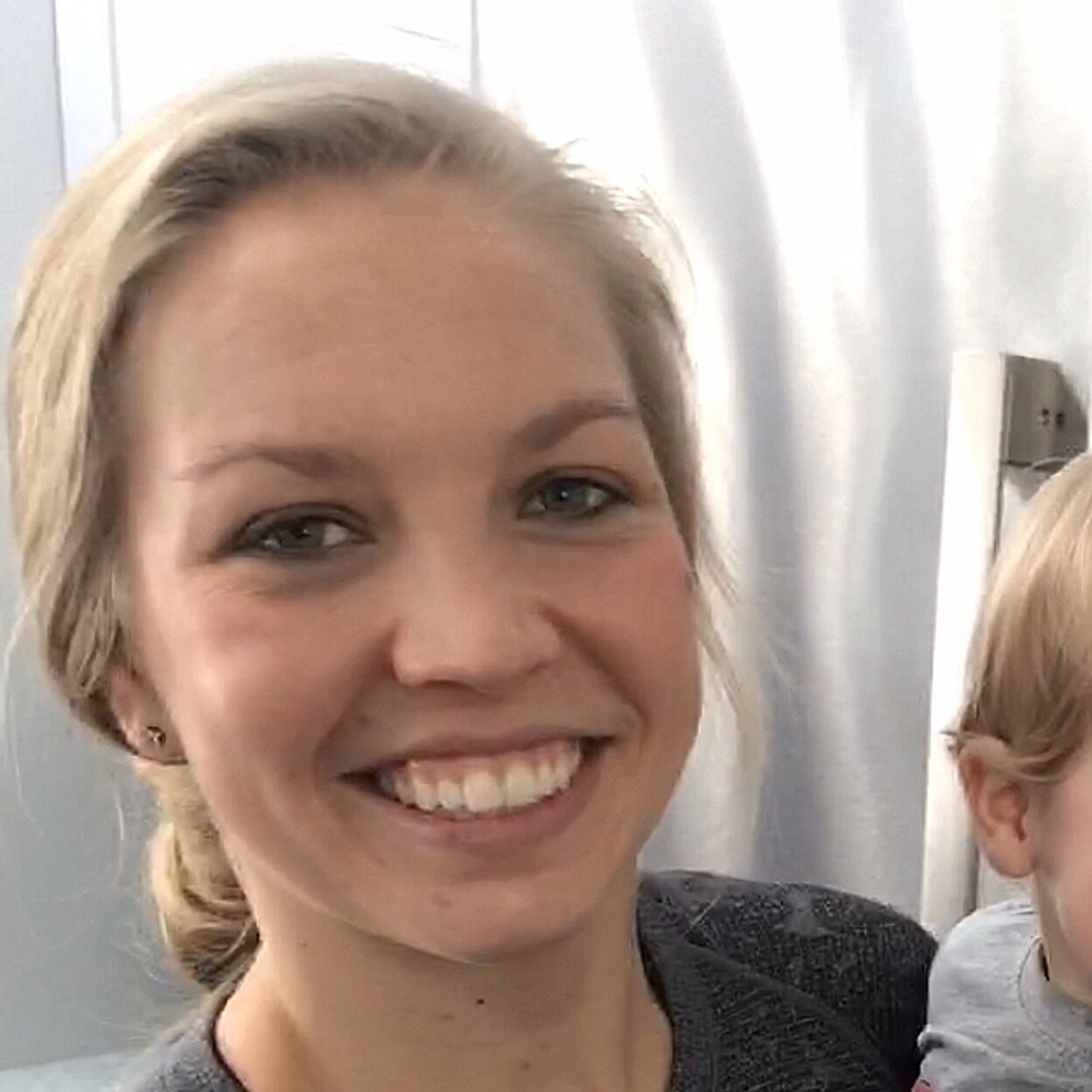 Meet your Posher, Carleigh