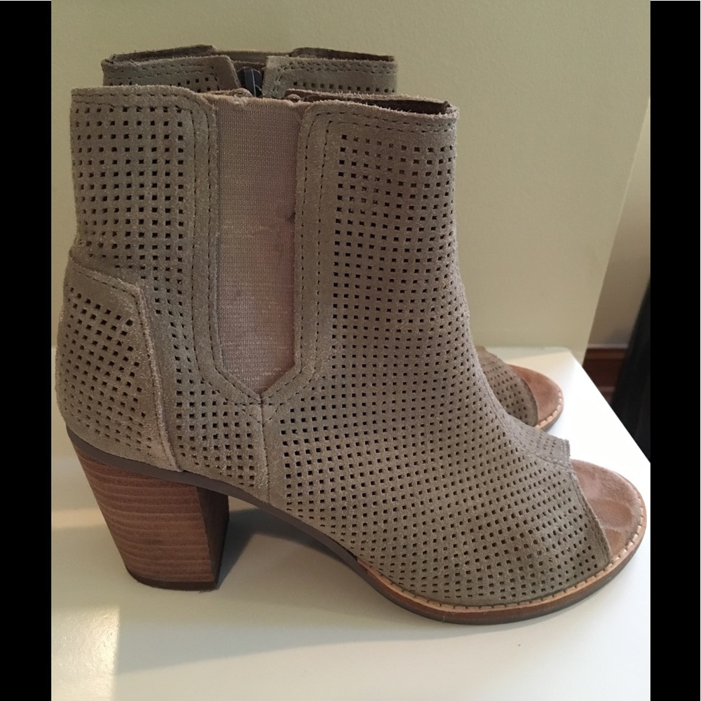 Toms booties
