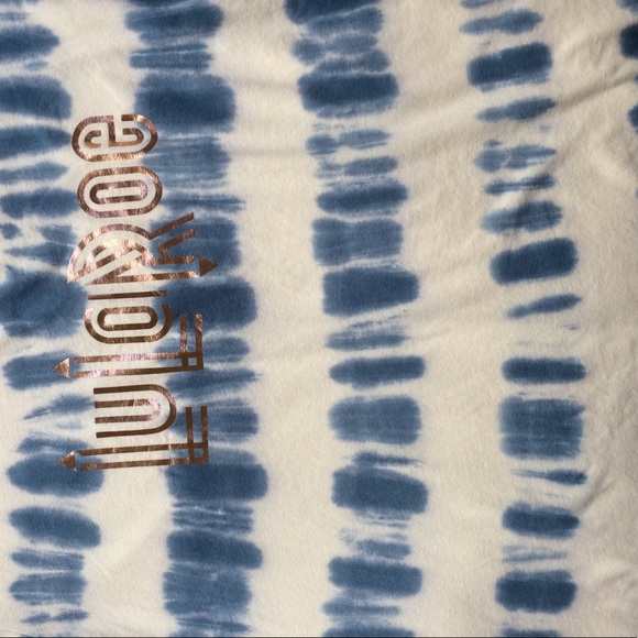 Tye Dye LulaRoe Perfect T - Picture 1 of 3