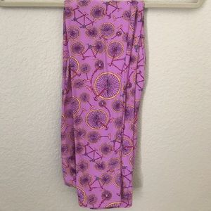 Lularoe OS bicycle leggings