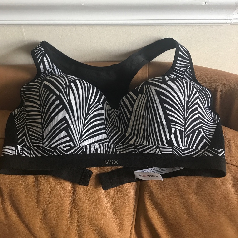 VSX sports bra