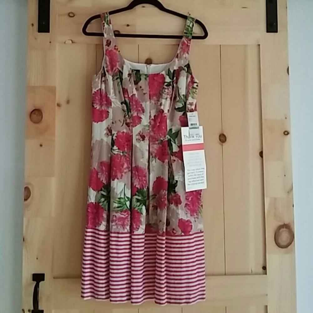 Nine west floral and striped dress size 8 Perfect Kentucky Derby Party Dress