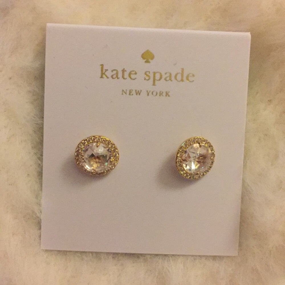 ❤️Sold❤️Kate Spade gold diamond earrings - Picture 5 of 5