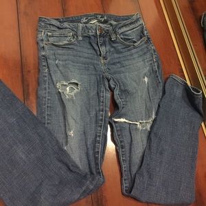 Ripped super stretch American eagle jeans