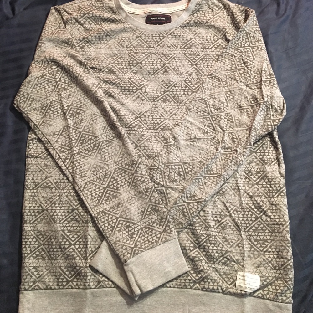 Adam Levine crewneck - M