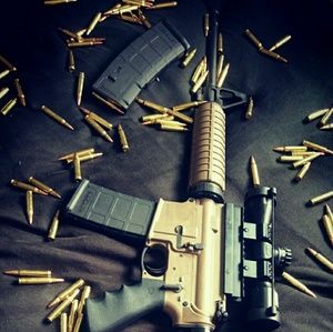 Meet your Posher, Levi