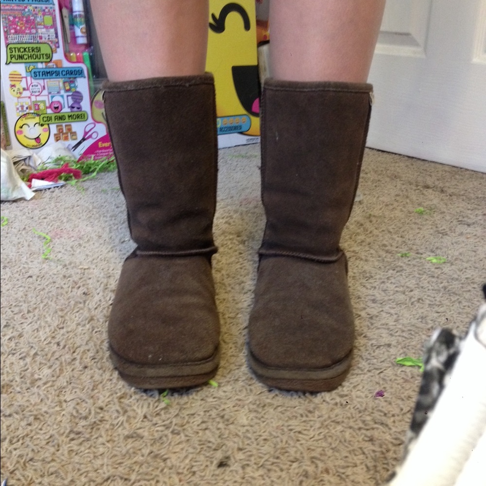 Cute brown boots