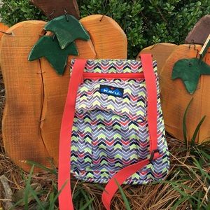 KAVU crossbody chevron print