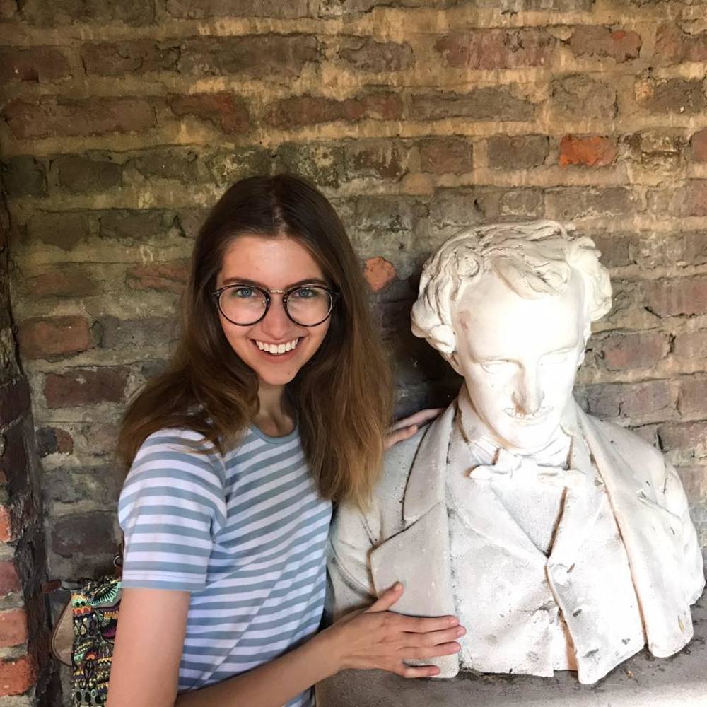 Meet your Posher, Allie