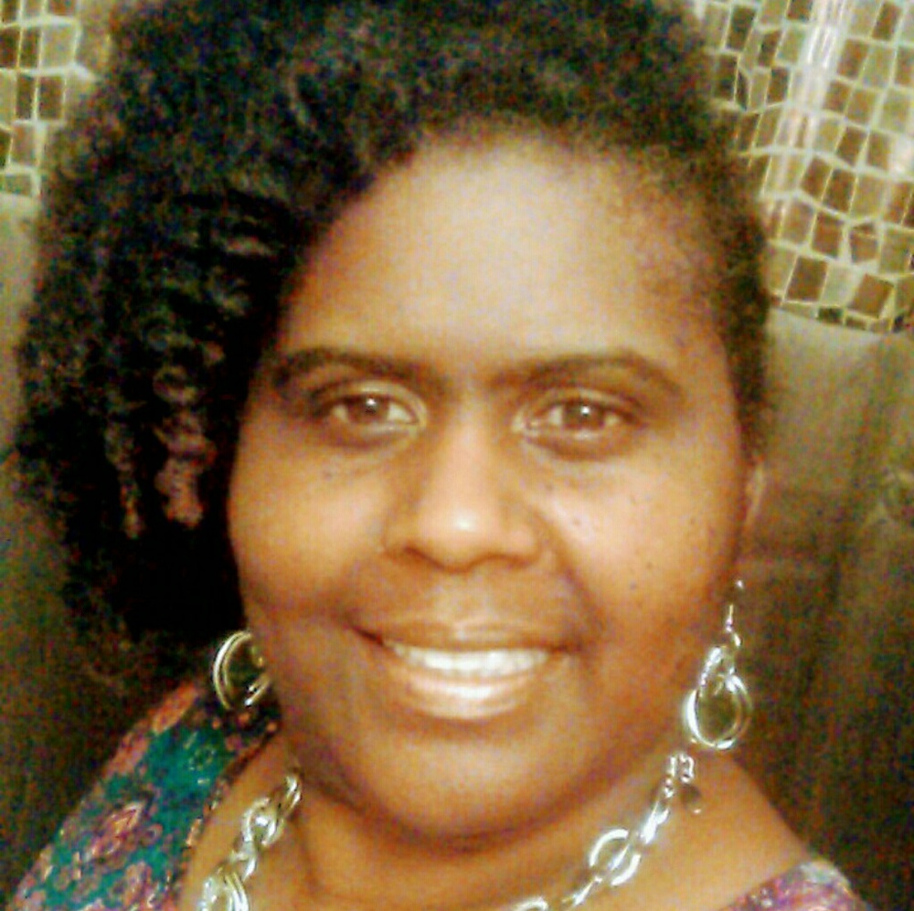 Meet your Posher, Tomeka