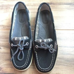 Sperry boat shoes