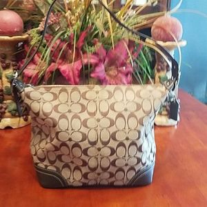 Coach purse in fantastic condition 😍