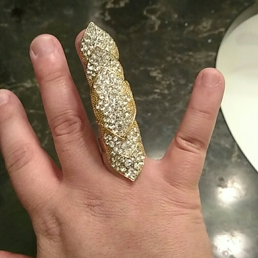 Full Finger Ring with 2 mystery rings