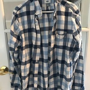 Men's Old Navy Flannel. Size Large Men's Old Navy Flannel. Size Large