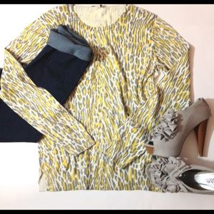 Gap~ Yellow & gray cheetah print sweater
