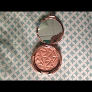 Becca blushed copper