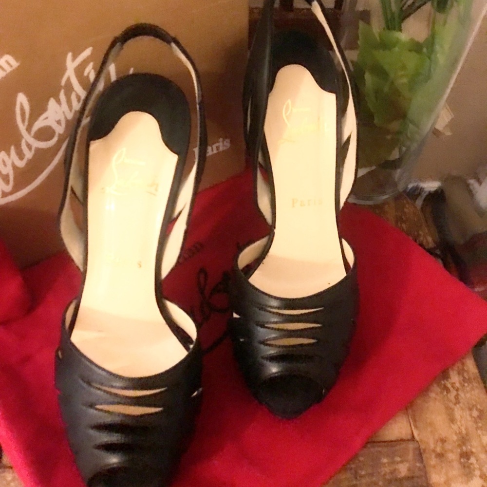 Christian Louboutin Samaya Calf 38.5. PRICE DROP!