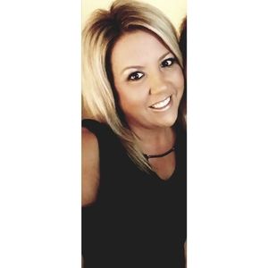 Meet your Posher, Leeann