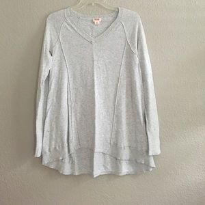 Mossimo Gray Vneck Tunic Sweater