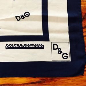 D&G Dolce & Gabbana logo scarf