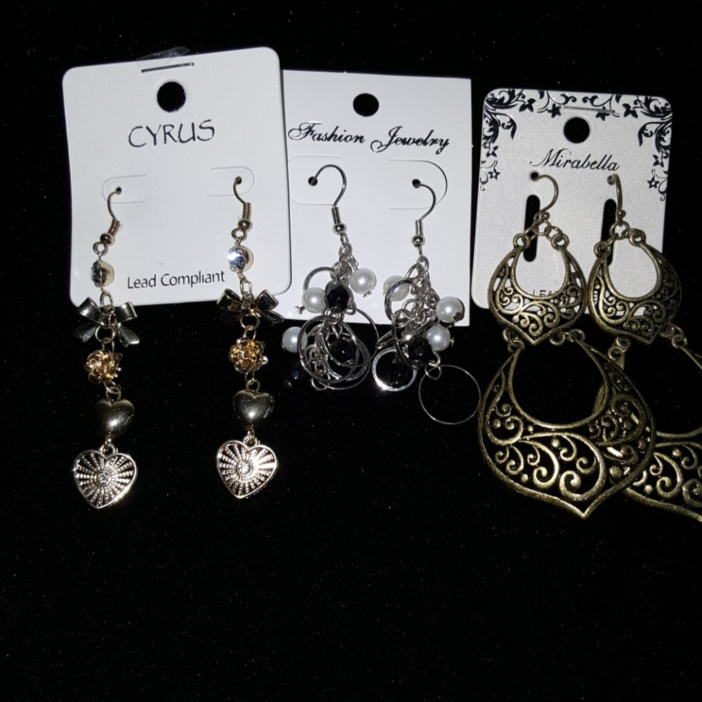 3 earring bundle