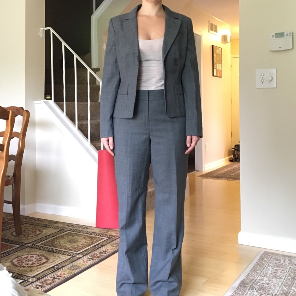 Ann Taylor Loft suit size 6.