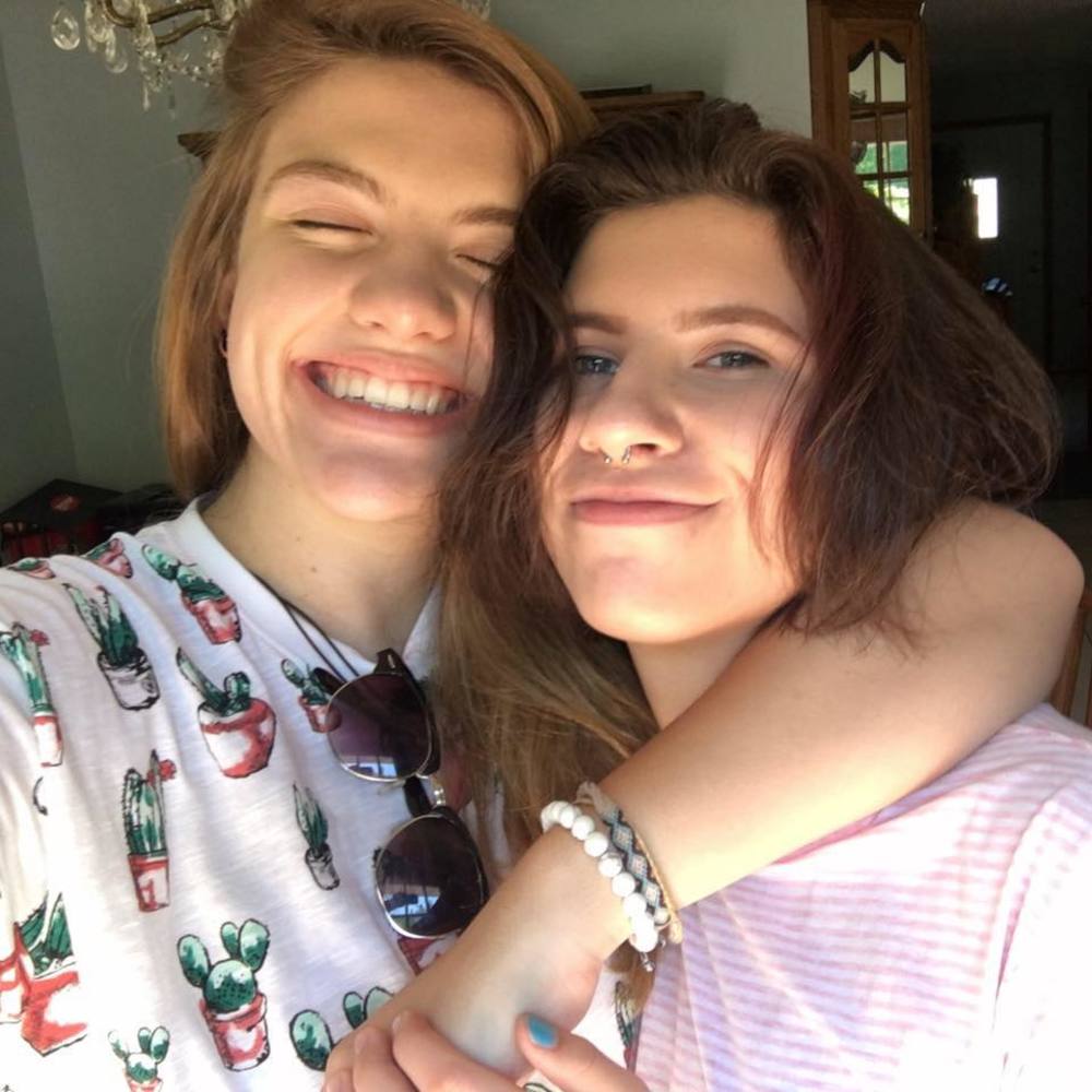 Meet your Posher, Chloe