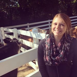 Meet your Posher, Kristen