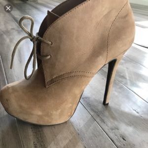 STEVEN MADDEN platform ankle boot/bootie