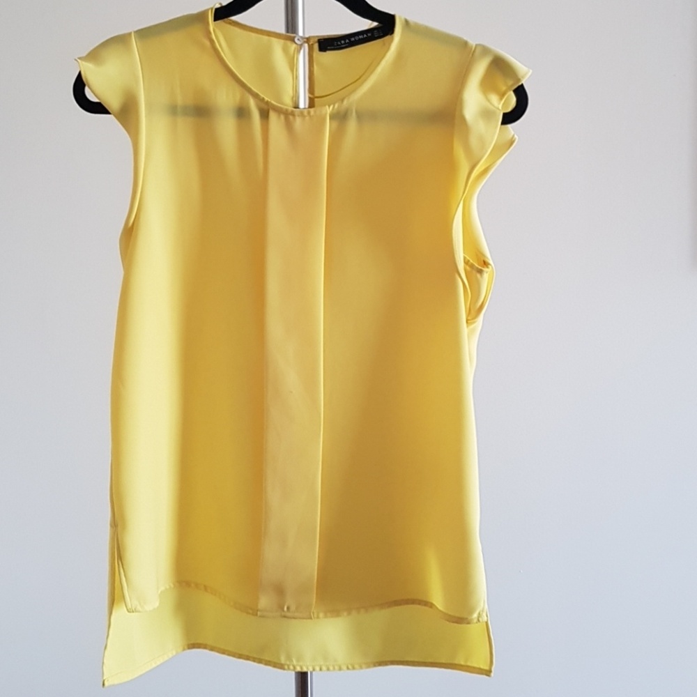 Zara Yellow Sleeveless Top