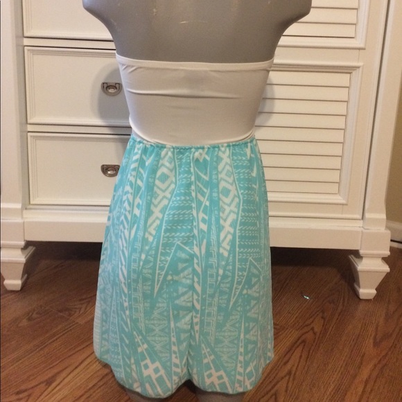 Rue 21 Strapless mini dress - Picture 2 of 3