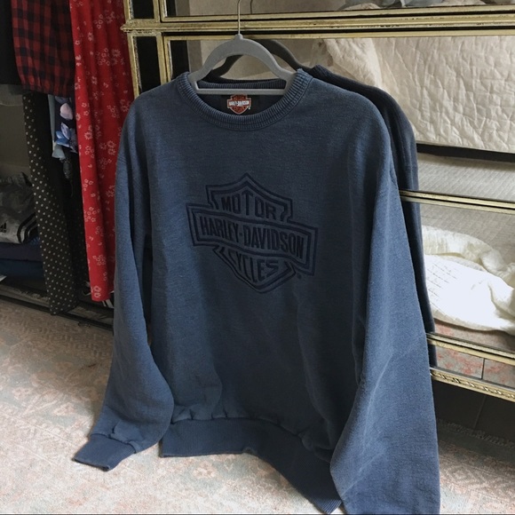 Harley Davidson Sweatshirt - Picture 2 of 7
