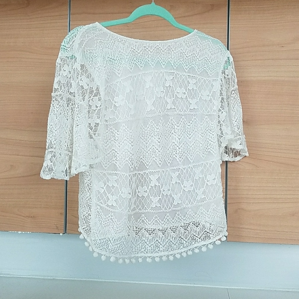 *LAST CHANCE* Guess lace pom pom cream blouse