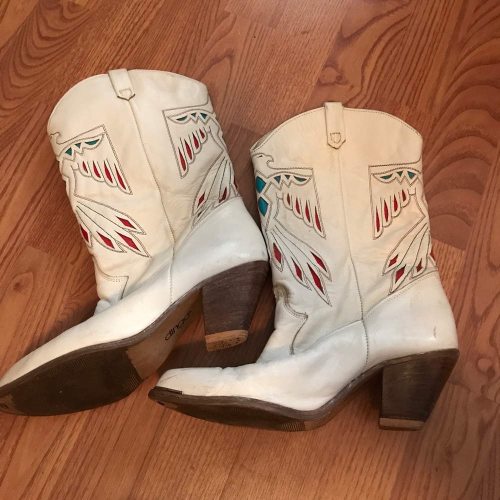 Cool vintage dingo thunderbird boots