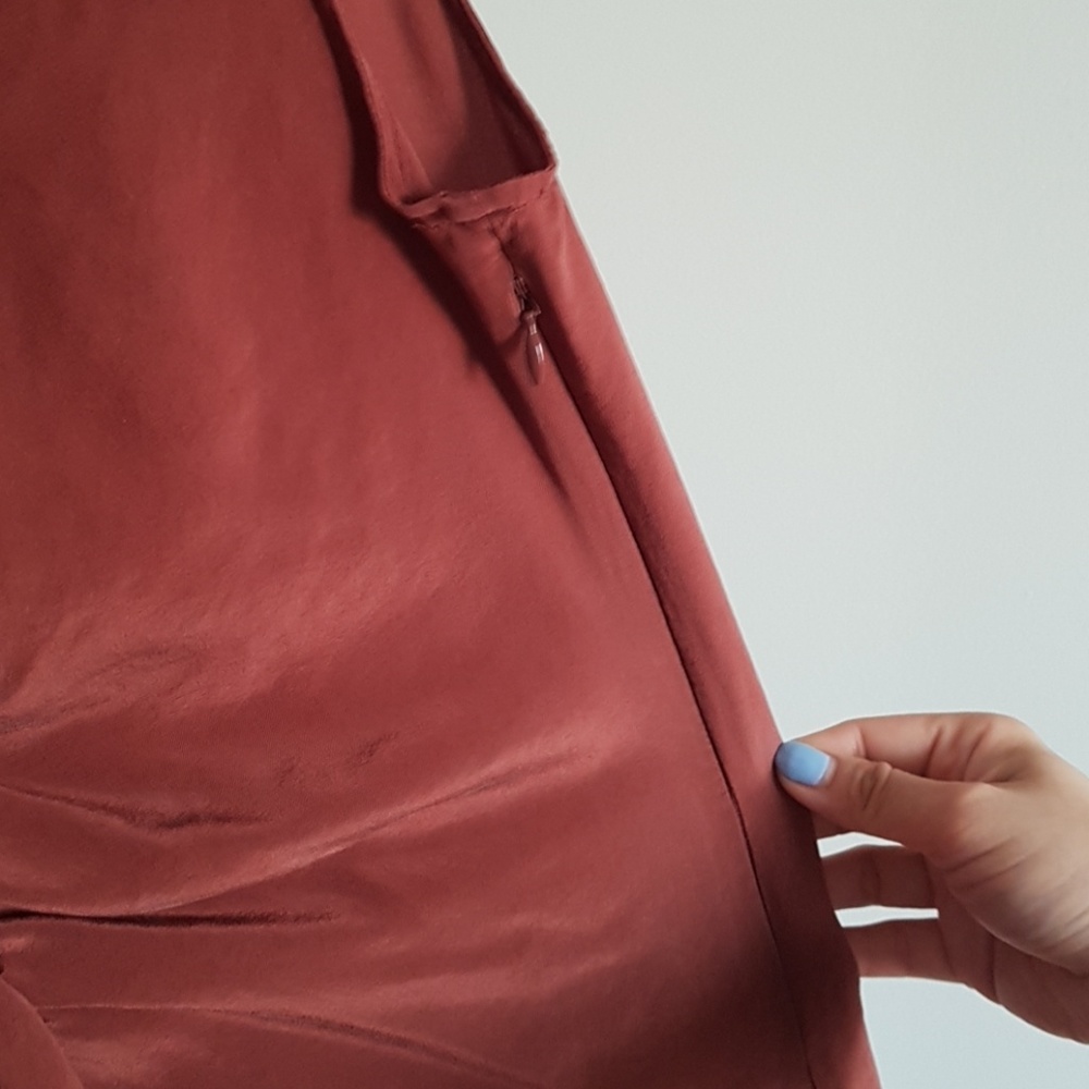 Ruffled Silk Tank - Picture 4 of 4