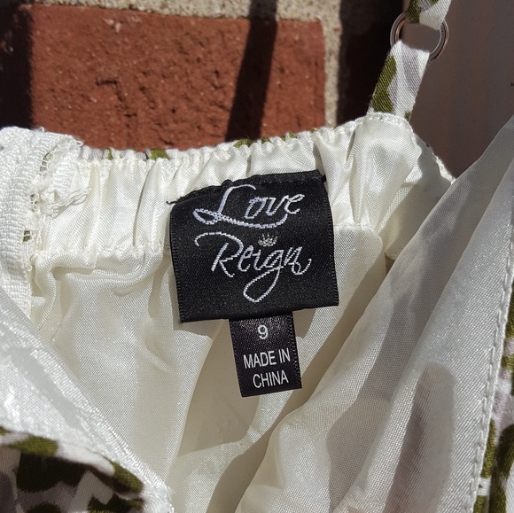 Cute Party Dress NWOT! - Picture 6 of 6