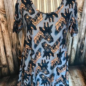 LuLaRoe perfect T size XS no tags, Giraffes!!!