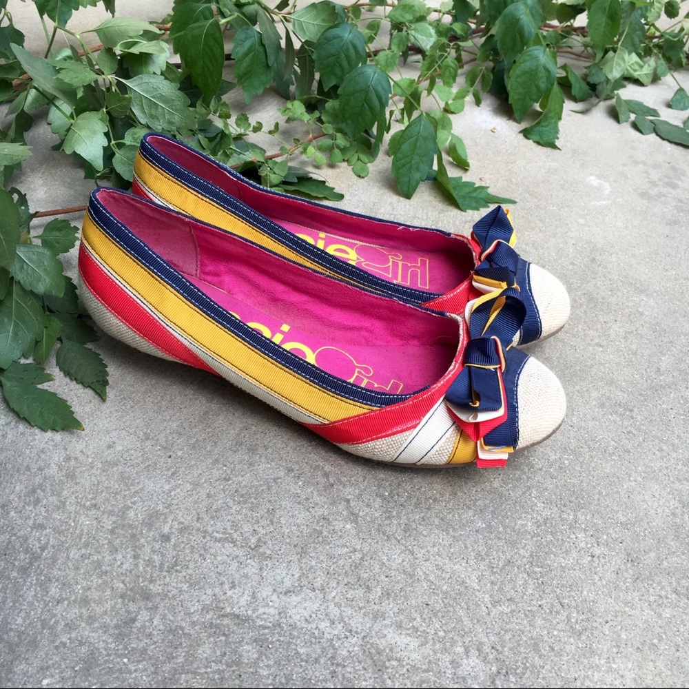 Kensie Girl Kitten Wedge