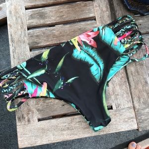 Stone fox swim bikini bottom