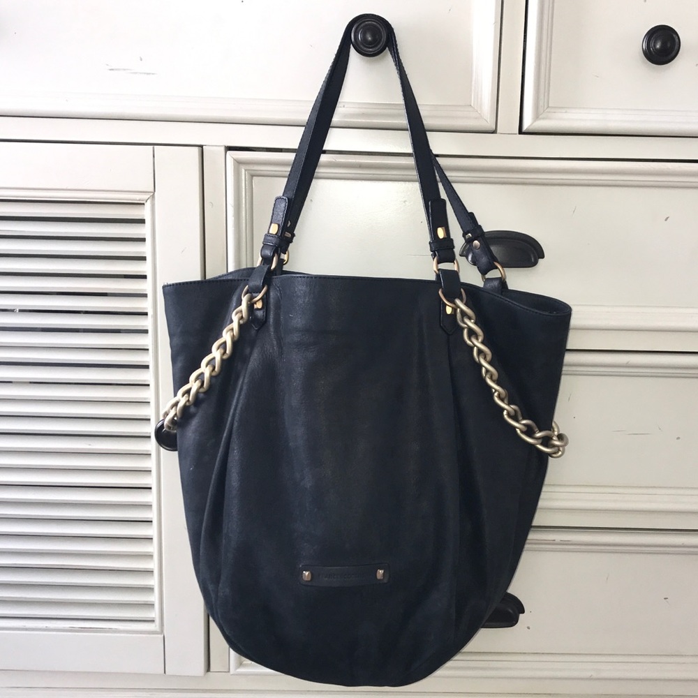 🔥SALE🔥 Leather Tote - Black - gold chain