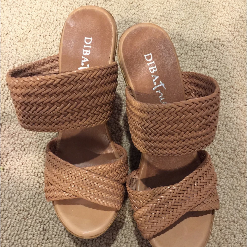 Brown Wedges
