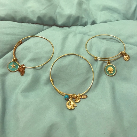 Under the Sea Charm Bracelets - Picture 1 of 4