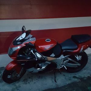 Meet your Posher, Corey