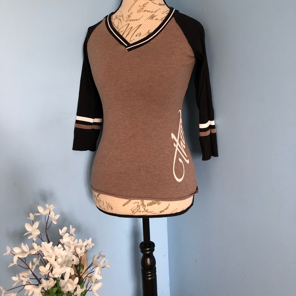 Thor 3/4 sleeve v-neck shirt