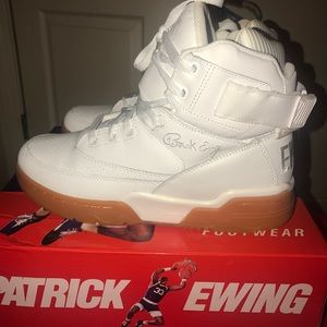 Patrick Ewing gum bottom