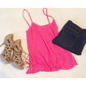Moda International sz L pink tank top Moda International sz L pink tank top